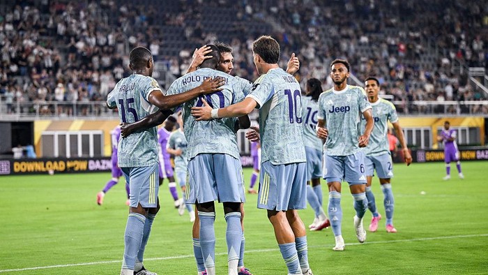 WASHINGTON, DC - JUNE 18: Randal Kolo Muani of Juventus  celebrates 0-1 goal during the FIFA Club World Cup 2025 group G match between Al Ain FC and Juventus FC at Audi Field on June 18, 2025 in Washington, United States. (Photo by Daniele Badolato - Juventus FC/Juventus FC via Getty Images)