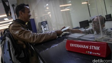 Bebas Denda Pajak Kendaraan hingga Agustus, Bayar di PRJ Dapat Suvenir