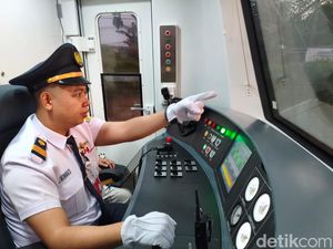 Video: Kisah Masinis KRL, Pahlawan Antar-Jemput Jutaan Orang Tiap Hari Video: Kisah Masinis KRL, Pahlawan Antar-Jemput Jutaan Orang Tiap Hari
