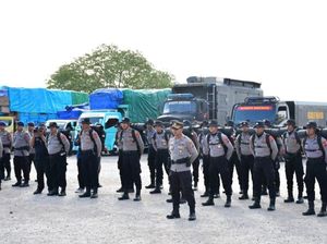 Gunung Lewotobi Meletus, Polda NTT Kirim 94 Personel ke Flores Timur Gunung Lewotobi Meletus, Polda NTT Kirim 94 Personel ke Flores Timur