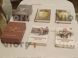 Buku Kepemimpinan Militer Karya Prabowo Terbit Versi Bahasa Rusia