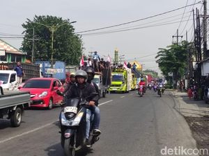 Macet Horor di Sidoarjo Arah Surabaya Imbas Demo Sopir Truk