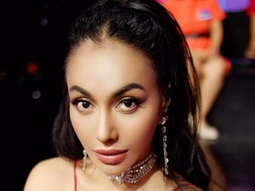 Perubahan Denada Usai Operasi Hidung di Thailand