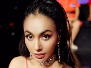 Aisha Akhirnya Tahu Denada Operasi Hidung, Begini Reaksinya Aisha Akhirnya Tahu Denada Operasi Hidung, Begini Reaksinya