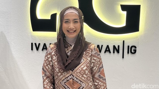 Berita Viral Selebriti dari InsertLive : Intip Kekayaan Desy Ratnasari Mantan Irwan Mussry, Totalnya Sampai Miliaran
