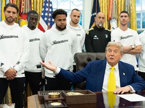 Trump Ngoceh soal Iran dan Perempuan, Pemain Juventus Ini Kesal Trump Ngoceh soal Iran dan Perempuan, Pemain Juventus Ini Kesal