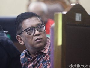 Hasto Diperiksa sebagai Terdakwa Kasus Suap PAW Anggota DPR Besok Hasto Diperiksa sebagai Terdakwa Kasus Suap PAW Anggota DPR Besok
