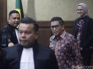 Ditanya Hakim Sumber Dana Untuk Bayar Sekjen-Ketum Parpol, Ini Kata Hasto Ditanya Hakim Sumber Dana Untuk Bayar Sekjen-Ketum Parpol, Ini Kata Hasto