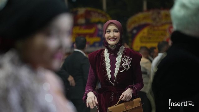 Berita Viral Selebriti dari InsertLive : Ramai Artis Lepas Hijab, Inneke Koesherawati Beri Wejangan: Niatnya Harus karena Allah