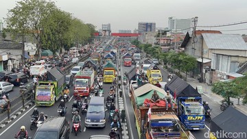 Berita dari Detik Finance: Zero ODOL Bisa Gagal Jika Cuma Tertibkan Truk, Ini Saran buat Pemerintah