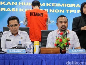 WNA Suriah Diringkus di Ponorogo Langgar Izin Tinggal-Jadi Foto Model WNA Suriah Diringkus di Ponorogo Langgar Izin Tinggal-Jadi Foto Model