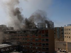 Rudal Iran Hujani Israel, Picu Kebakaran di Dekat Kantor Microsoft