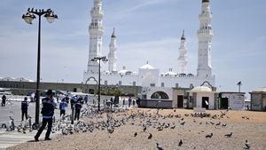 Menapak Sejarah Islam di Masjid Quba Madinah