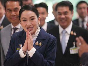 PM Thailand Didesak Lengser Usai Kehilangan Mitra Koalisi