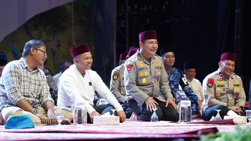 Bakti Religi dan Peduli Lingkungan Polda Riau Sambut HUT Bhayangkara ke-79