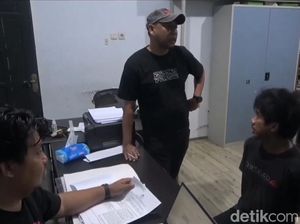 Pria Kerap Jambret HP Pelajar di Takalar Ditangkap, Sudah 4 Kali Beraksi Pria Kerap Jambret HP Pelajar di Takalar Ditangkap, Sudah 4 Kali Beraksi
