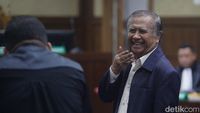 Potret Eks Hakim MK Jadi Saksi Meringankan di Sidang Hasto