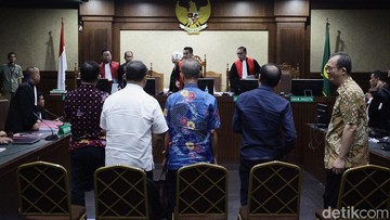 Sidang Perdana 5 Tersangka Korupsi Impor Gula, Rugikan Negara Rp 578 M