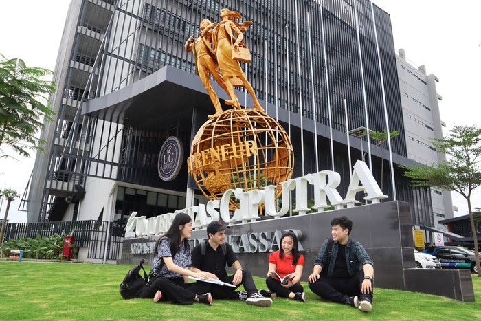 UC Makassar