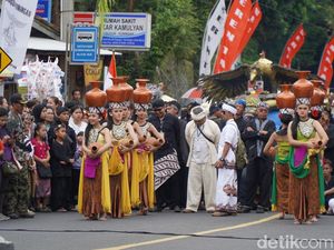 Menguak Makna dan Filosofi Puncak Seren Taun Sunda Wiwitan Cigugur Menguak Makna dan Filosofi Puncak Seren Taun Sunda Wiwitan Cigugur