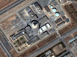 Video Citra Satelit Sebelum dan Sesudah Fasilitas Arak Iran Dibombardir Israel