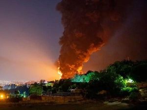 Kehidupan di Teheran Saat Jet-jet Israel Mengudara di Atas Kepala