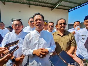 Langkah Dadang Desak Pembangunan Flyover Demi Urai Macet Bojongsoang Langkah Dadang Desak Pembangunan Flyover Demi Urai Macet Bojongsoang