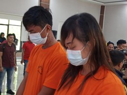 Tangkap Pasangan Kekasih asal Siak, Polda Riau Sita 14,9 Kg Sabu