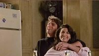 Digelitik Tom Cruise, GIna Gershon Hajar Hidungnya hingga Berdarah