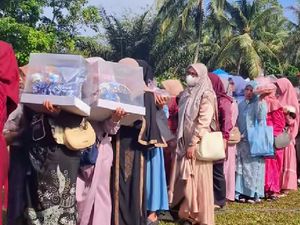 Viral Pernikahan Termewah Gadis Desa di Cianjur, Ini Sosok Pengantinnya Viral Pernikahan Termewah Gadis Desa di Cianjur, Ini Sosok Pengantinnya