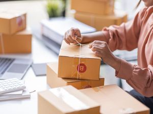 Menciptakan UMKM Cimahi Naik Kelas Tanpa Campur Tangan Pemerintah Menciptakan UMKM Cimahi Naik Kelas Tanpa Campur Tangan Pemerintah