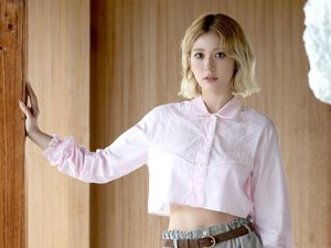 Video: Dari Idol ke Aktris! Somi Dikonfirmasi Bintangi Film Perfect Girl Video: Dari Idol ke Aktris! Somi Dikonfirmasi Bintangi Film Perfect Girl