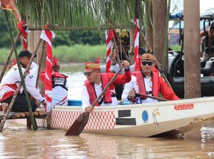 Kala Wakapolda Kalteng Dayung Perahu Khas Dayak Ngaju di Besei Kambe Kala Wakapolda Kalteng Dayung Perahu Khas Dayak Ngaju di Besei Kambe