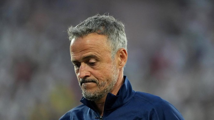 Soccer Football - FIFA Club World Cup - Group B - Paris St Germain v Botafogo - Rose Bowl Stadium, Pasadena, California, U.S. - June 19, 2025 Paris St Germain coach Luis Enrique looks dejected after the match IMAGN IMAGES via Reuters/Kirby Lee     TPX IMAGES OF THE DAY