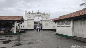 Potret Masjid Luar Batang, Saksi Penyebaran Islam di Batavia Abad 17