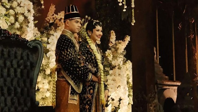 Berita Seputar Selebriti Insertlive Terkini : Maia Estianty Tak Hadir di Acara Ngunduh Mantu, Ayah Alyssa Daguise Bilang...