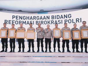 Layanan SIM dan SKCK Polres Gresik Sabet Penghargaan Musrenbang Polri