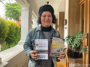 Andrea Hirata dan Laskar Pelangi, Perjuangan Penyelamat Bahasa Belitung Andrea Hirata dan Laskar Pelangi, Perjuangan Penyelamat Bahasa Belitung
