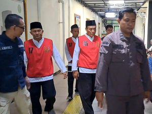3 Oknum Anggota TNI di Jombang Terlibat Perampokan Modus Penggandaan Uang 3 Oknum Anggota TNI di Jombang Terlibat Perampokan Modus Penggandaan Uang