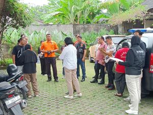 2 Tersangka Kasus Kakak Open BO Seks Adik Beda Pengakuan Saat Rekonstruksi 2 Tersangka Kasus Kakak Open BO Seks Adik Beda Pengakuan Saat Rekonstruksi