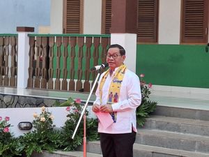Pramono Resmikan Balai Warga di Rawa Buaya: Jangan Ada Pungutan Biaya Pramono Resmikan Balai Warga di Rawa Buaya: Jangan Ada Pungutan Biaya