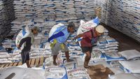 Tak Perlu Panik, Stok Pupuk Subsidi di Jawa Barat Aman hingga Musim Tanam