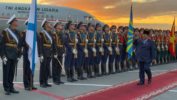 Akhiri Kunjungan Resmi di Rusia, Prabowo Kembali Bertolak ke Tanah Air
