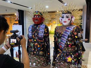 HUT Ke-498 Jakarta, Ondel-ondel Bersolek Pakai Baju 3 Desainer Ternama HUT Ke-498 Jakarta, Ondel-ondel Bersolek Pakai Baju 3 Desainer Ternama