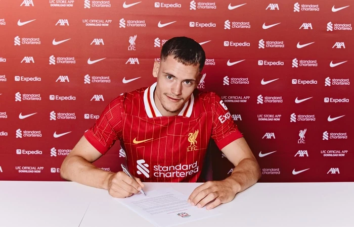 Florian Wirtz Liverpool mengumumkan transfer Wirtz, Sabtu (21/6/2025) dini hari WIB. Merseyside Merah memberi kontrak berdurasi lima tahun kepada bintang Bayer Leverkusen tersebut.
