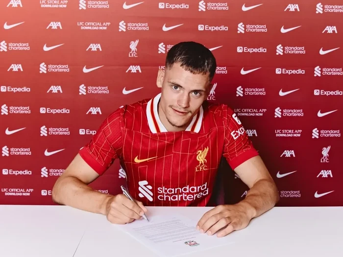 Liverpool mengumumkan transfer Wirtz, Sabtu (21/6/2025) dini hari WIB. Merseyside Merah memberi kontrak berdurasi lima tahun kepada bintang Bayer Leverkusen tersebut.