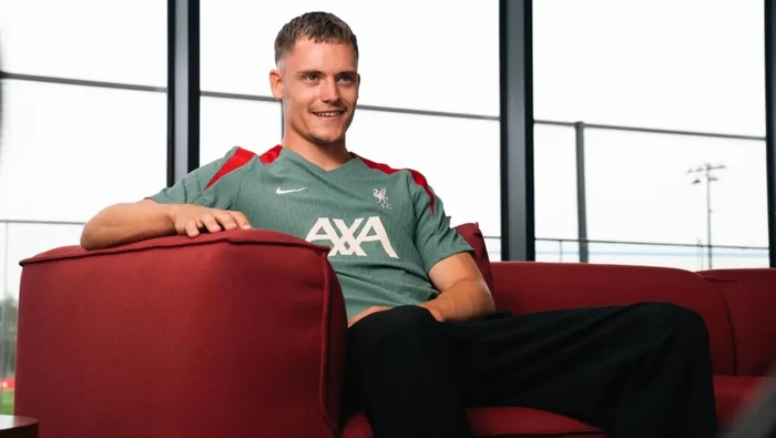 Liverpool mengumumkan transfer Wirtz, Sabtu (21/6/2025) dini hari WIB. Merseyside Merah memberi kontrak berdurasi lima tahun kepada bintang Bayer Leverkusen tersebut.