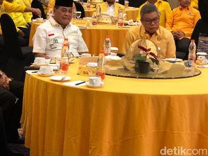 Taufan Pawe Kumpulkan DPD II Jelang Musda Golkar Sulsel, Nurdin Halid Hadir