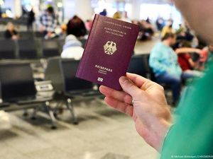 Makin Banyak Warga Turki yang Ingin Paspor Jerman Makin Banyak Warga Turki yang Ingin Paspor Jerman