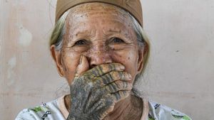 Lestarikan Identitas Dayak Kenyah Lewat Seni Tato